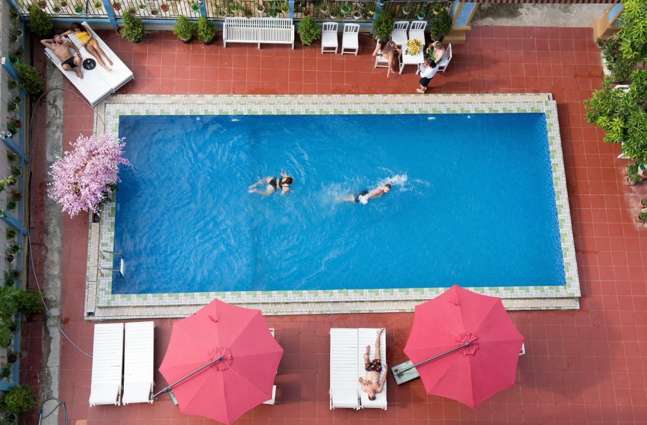 Annecy Hotel Vang Vieng Exterior foto