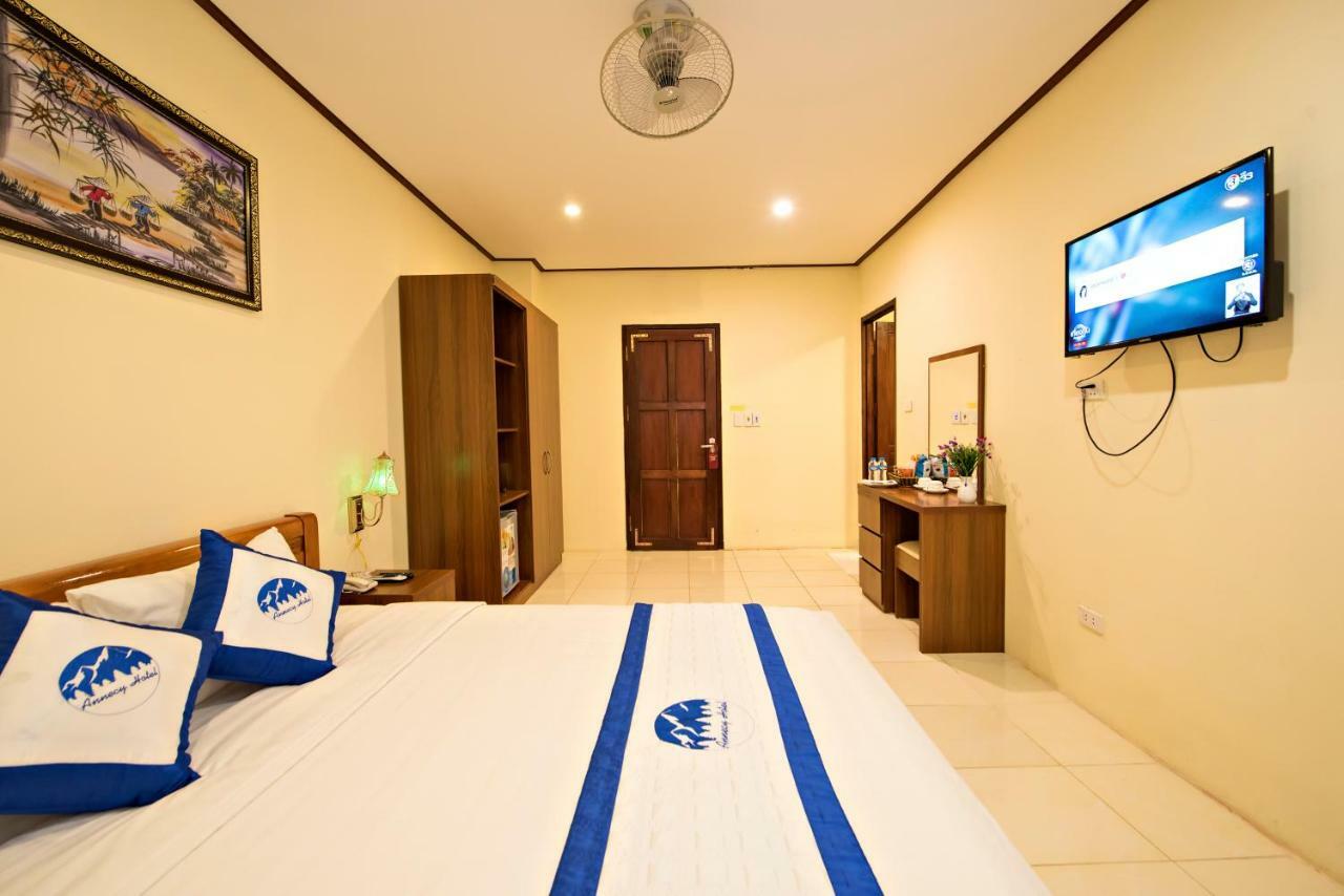 Annecy Hotel Vang Vieng Exterior foto